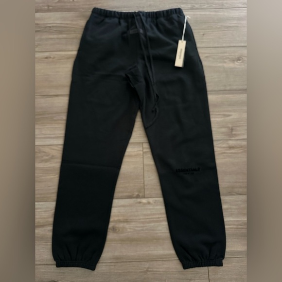 Essentials Fear of God Stretch Limo Black Pants, size XL - Picture 2 of 8